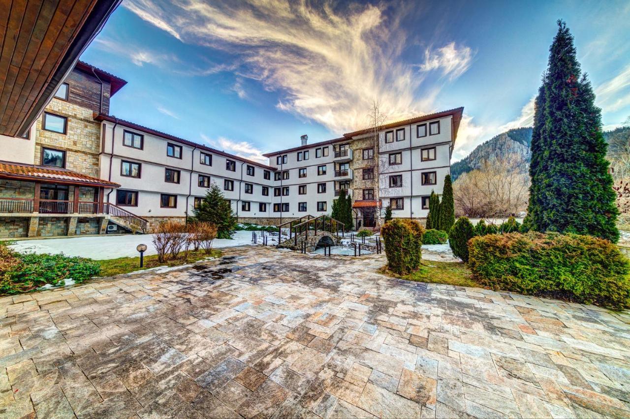 Aparthotel Silver Hills Free Parking Smolyan Eksteriør bilde