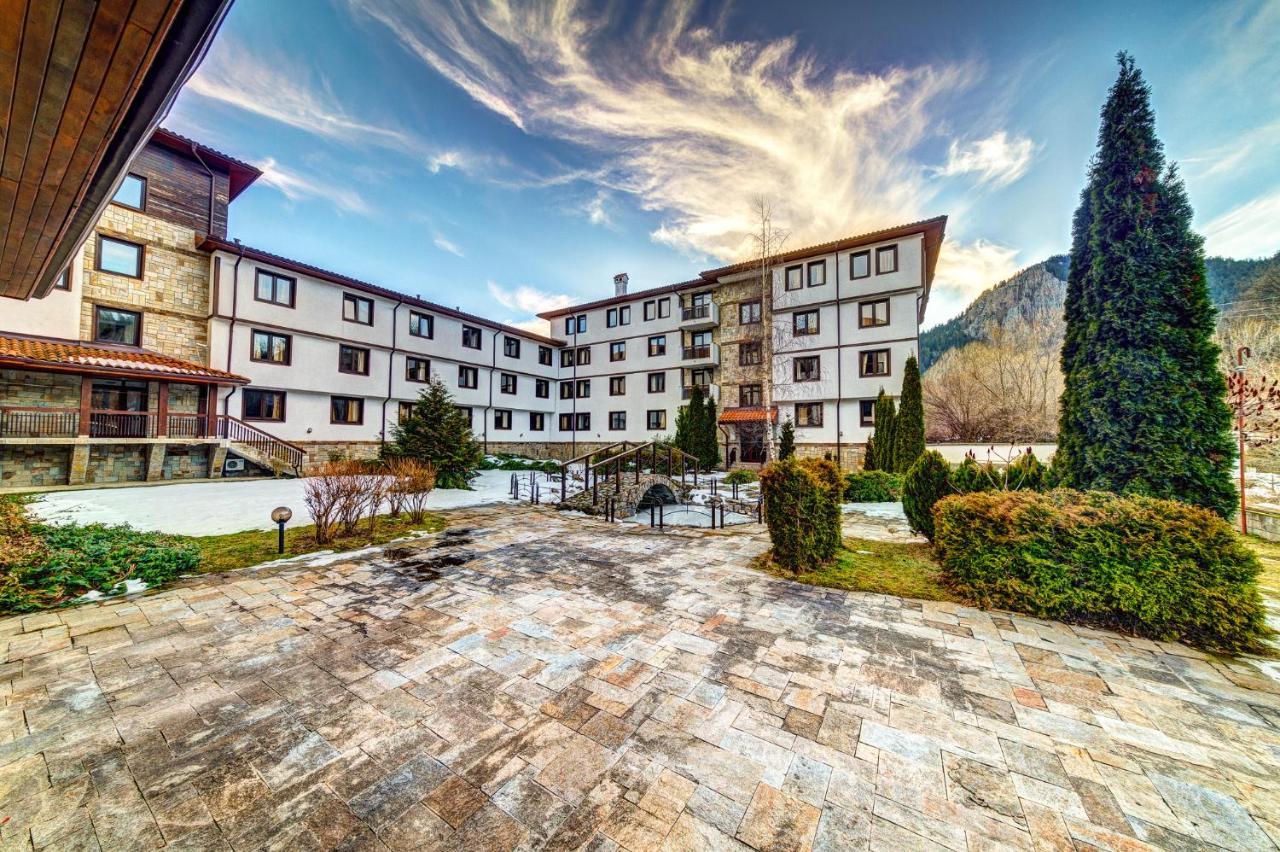 Aparthotel Silver Hills Free Parking Smolyan Eksteriør bilde
